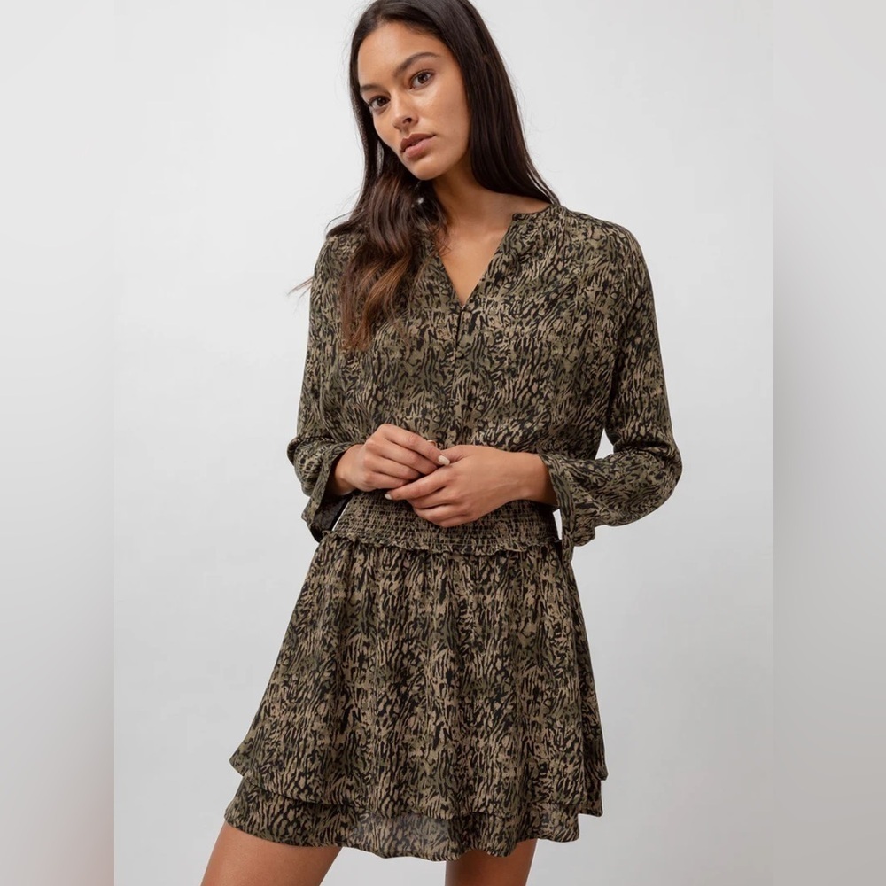Rails Jasmine Olive Abstract print mini-dress smocked waist size Large NWT - Picture 11 of 13